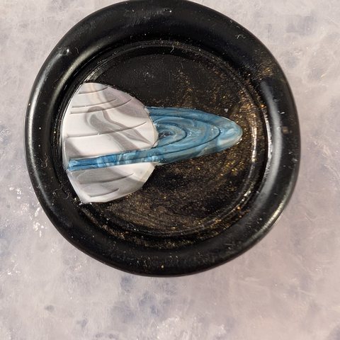 Saturn wax seal